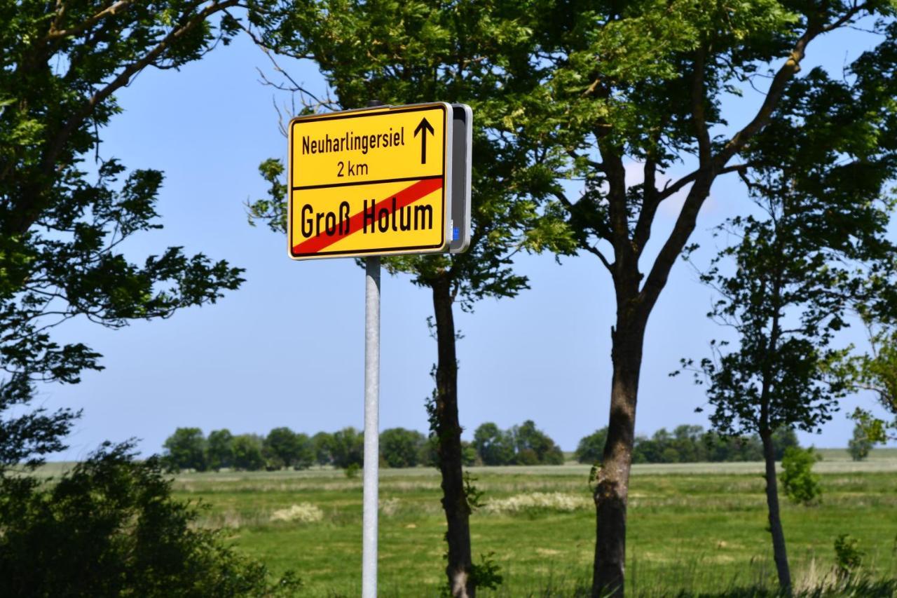 Garni Hotel-Pension Holum Neuharlingersiel Exteriör bild